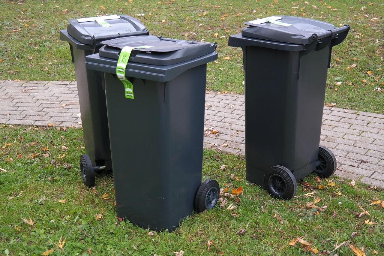 garbage can, waste, garbage, ton, waste bins, ton of plastic, black, large refuse containers, mgb, waste bin, waste container, trash can, container, garbage can, garbage can, garbage can, waste, garbage, garbage, garbage, garbage, trash can, trash can, trash can, trash can, trash can